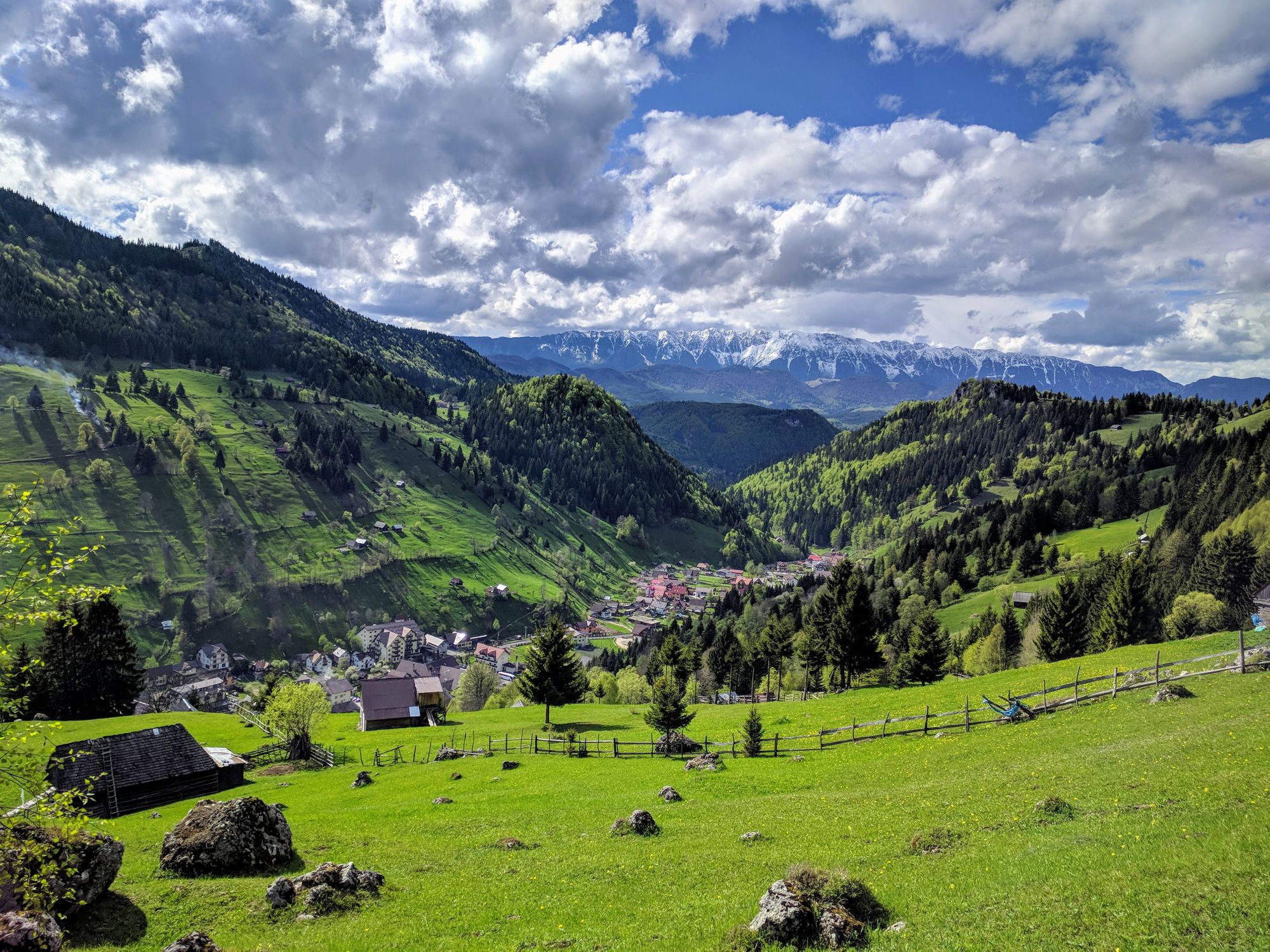 hiking rucar bran moieciu romania 165333 2
